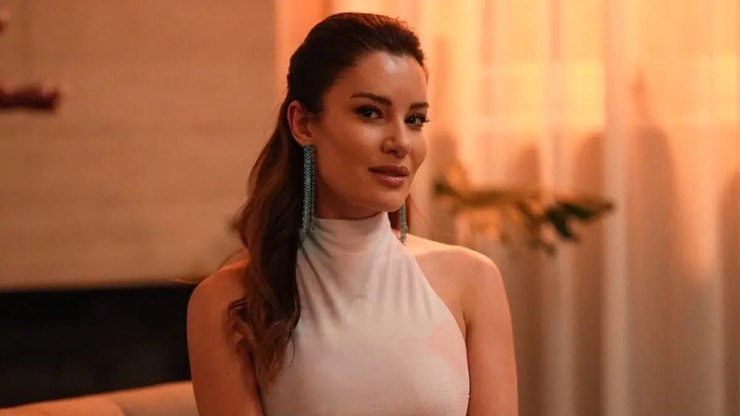 Atriz%20de%20novela%20da%20Record%20morre%20aos%2035%20anos%20