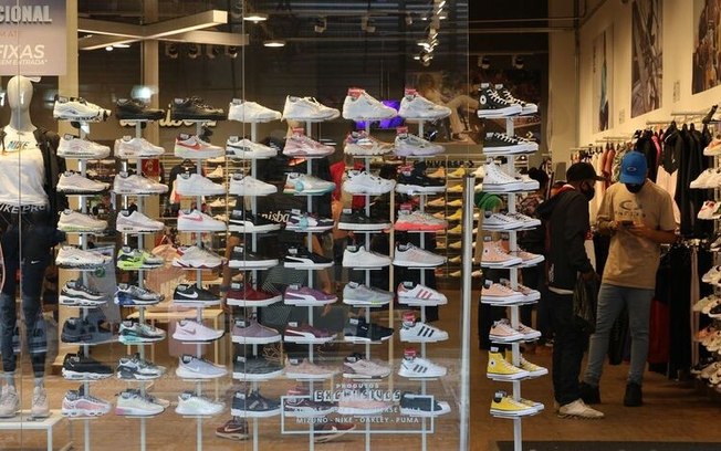 Gleisi e Boulos rejeitam relatório sobre jornada de trabalho e defendem fim da escala 6x1