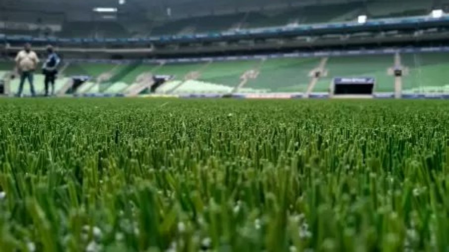 Gramado do Allianz Parque precisou ser restaurado