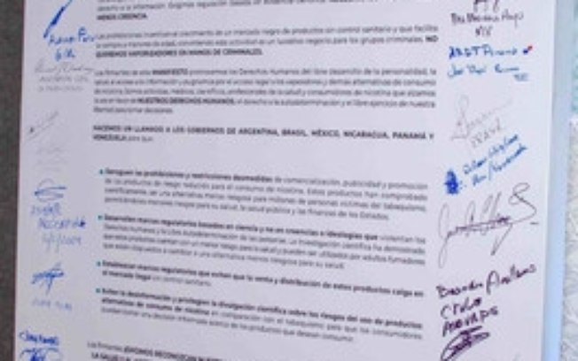 Especialistas debatem os cigarros eletrônicos como alternativa humanizada de redução de danos para adultos fumantes Especialistas debatem os cigarros eletrônicos como alternativa humanizada de redução de danos para adultos fumantes