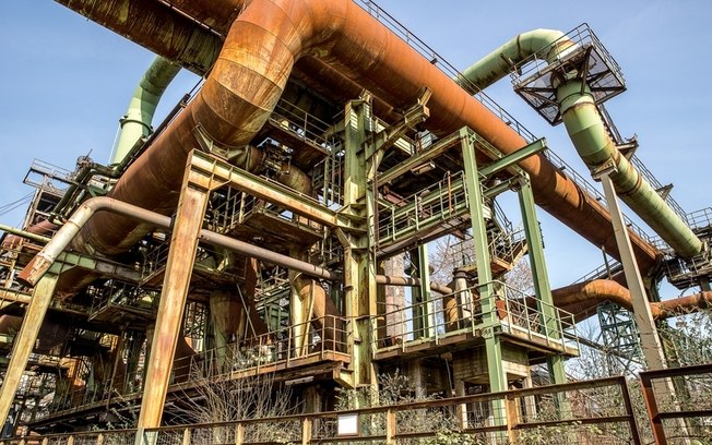 Indústria tem crescimento em 2025 pelo setor extrativo
