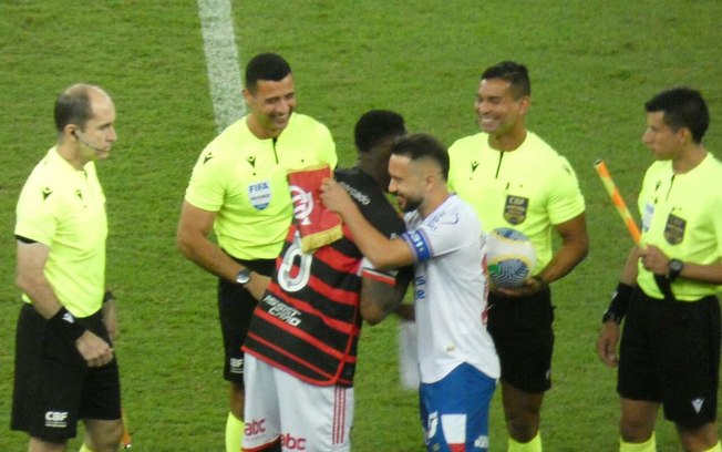 Everton Ribeiro e Gerson