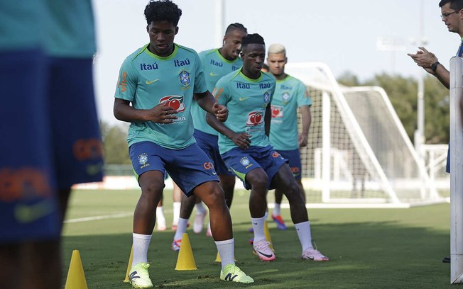 Jogadores da Seleção durante treinamento