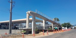Chuvas alteram obras em passarela na BR-101 no RS