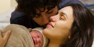 Nasce Zuza, primeira filha de Rafa Kalimann com o cantor Nattan