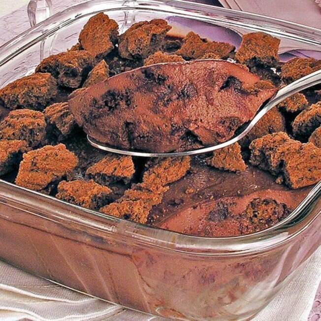 Irresistível e fácil pavê de cookies com chocolate