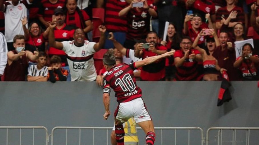Diego e Gustavo Henrique anotaram os gols do Flamengo