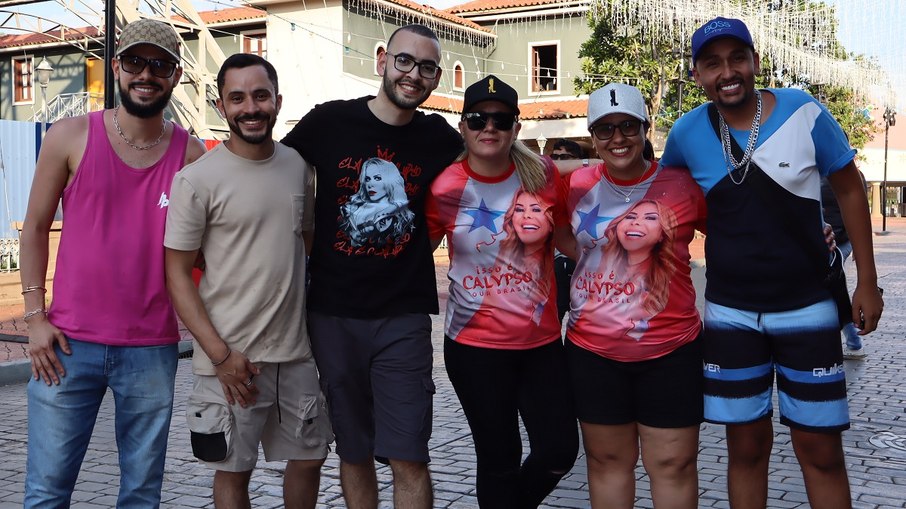 Felipe, Adriano, Jeferson, Nadja, Paula e Henrique