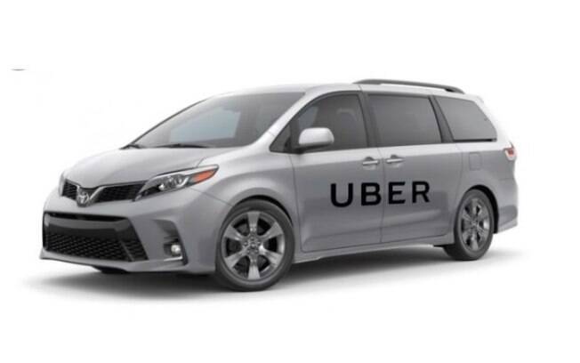 Toyota e Uber Technologies desenvolvem inovações automotivas um carro autônomo com base na minivan Sienna 