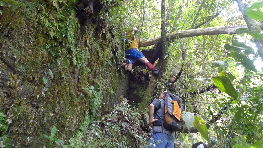 Terreno típico do Morro do Balança Terreno típico do Morro do Balança