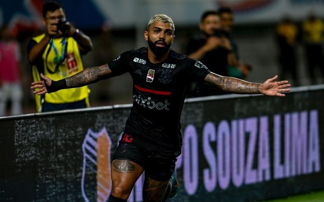Gabigol se declara à torcida do Flamengo: ‘Inexplicável o amor’