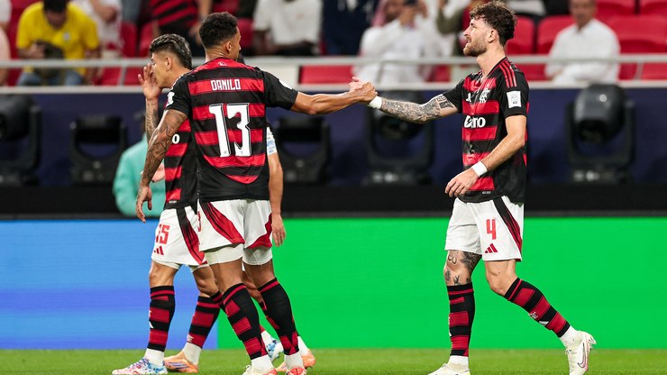 Zagueiros%20marcam%3B%20veja%20os%20n%C3%BAmeros%20no%20Flamengo%20em%202025