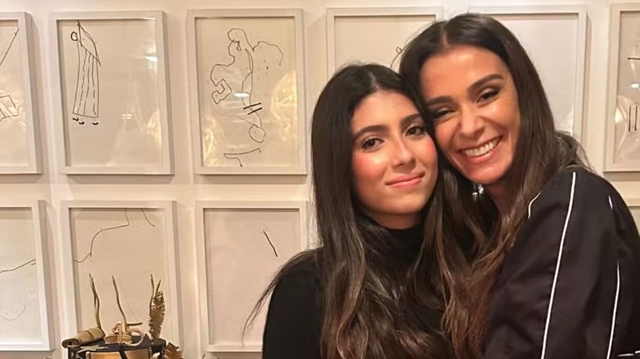 Mônica Martelli e Julia Martelli 
