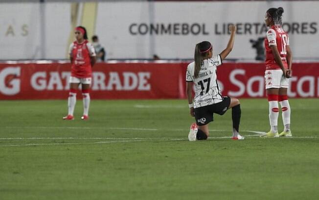Gesto antirracista, Gaviões, torcida local a favor... O título do Corinthians na Libertadores Feminina