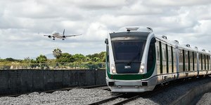 Fortaleza ganha VLT que liga metrô ao aeroporto em 5 minutos