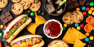 Propagandas online de alimentos enganam brasileiros; veja como