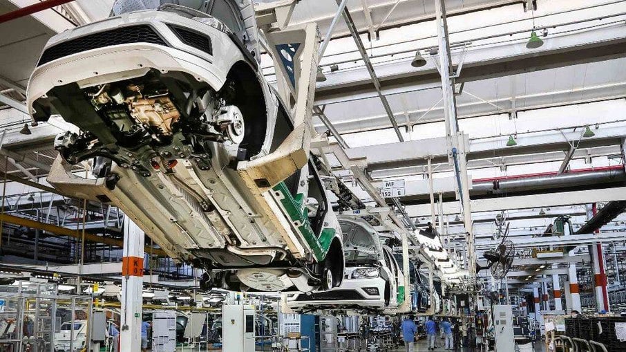 Funcionários da fábrica da Volkswagen em Taubaté (SP) passarão por layoff