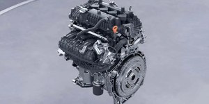 Geely lança sistema híbrido que promete consumo de 45 km/l