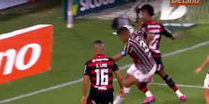 Flamengo detona arbitragem após "erro absurdo" em Fla-Flu
