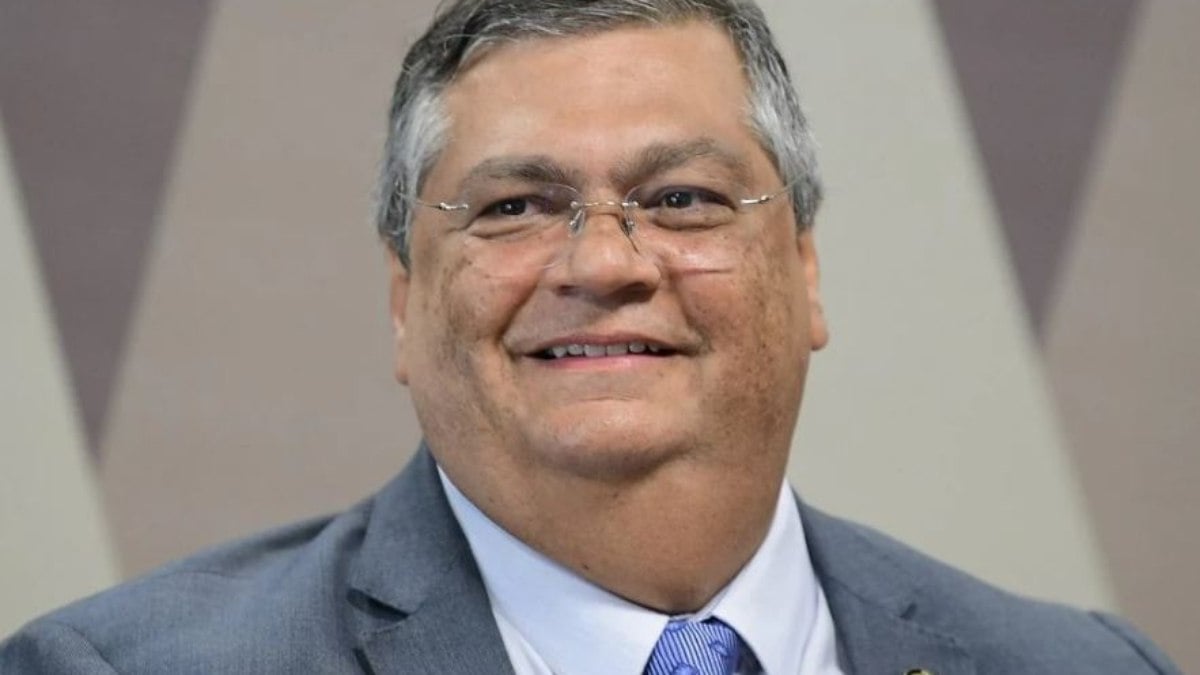 Flávio Dino deverá se manter no governo Lula até janeiro de 2024