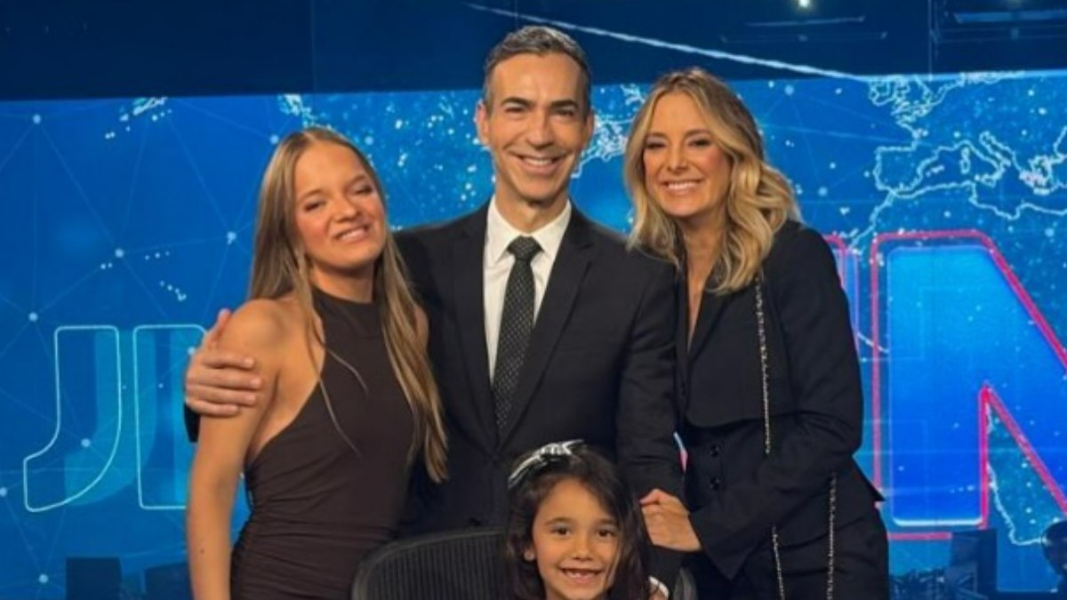 Ticiane Pinheiro comemora estreia de César Tralli no JN