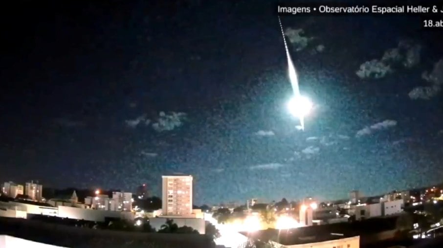 Meteoro aparece no céu do estado do Piauí 