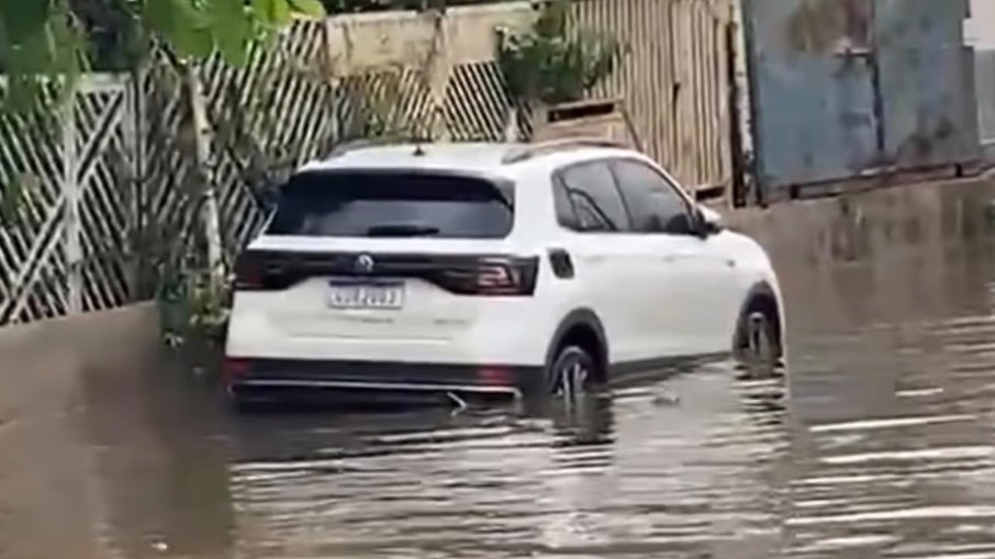Ruas alagadas em Sumaré SP Ruas alagadas em Sumaré SP