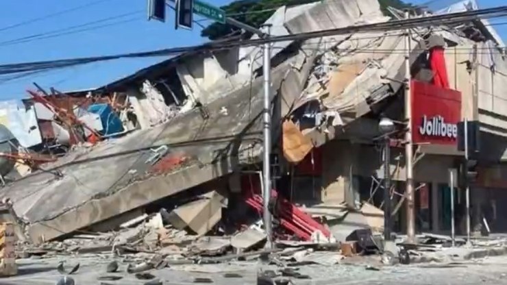 Terremoto de magnitude 7.8 deixa ao menos 19 mortos na Filipinas