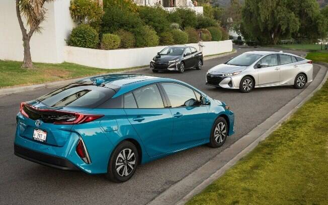 Toyota e alguns de seus carros ecologicamente corretos, como o Mirai e a nova geração do híbrido Prius