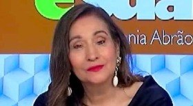 Sonia Abrão erra nome de Glória Maria ao vivo