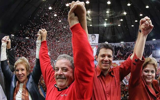 Em 1980, Lula marcou seu legado ao reunir intelectuais, marxistas e sindicatos e criar o PT em plena Ditadura Militar