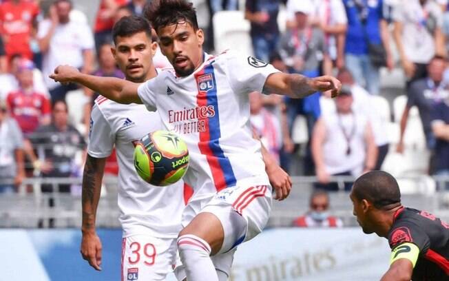 Lyon empata com o Metz e se aproxima da zona de rebaixamento no Campeonato Francês