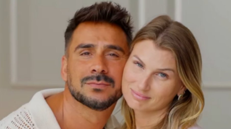 Julio Rocha e Karoline Kleine perdem bebê Julio Rocha e Karoline Kleine perdem bebê