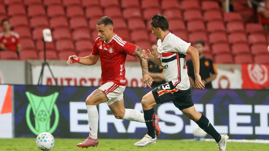 Calleri marca e São Paulo arranca empate com o Inter no Beira-Rio