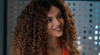 Gabriela%20Loran%20domina%20a%20telinha%20em%20%22Tr%C3%AAs%20Gra%C3%A7as%22