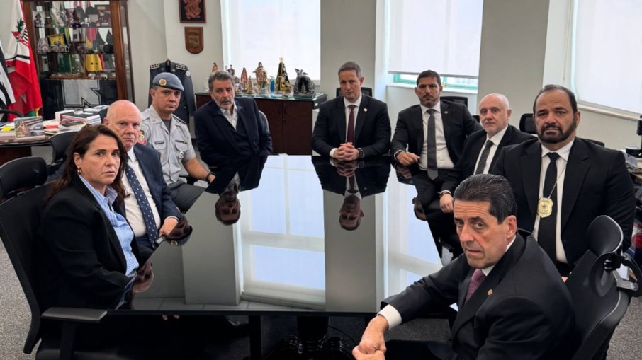 Diversos autoridades estão envolvidas na operação para apurar a execução de Ruy Ferraz Fontes
