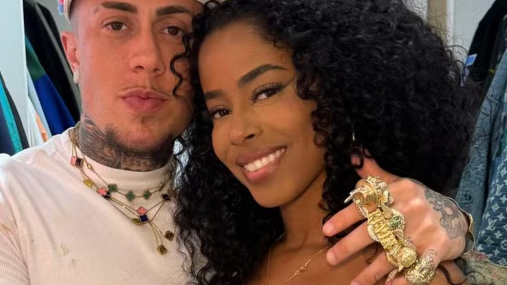 MC Daniel nega ida a festa após término com Lorena Maria