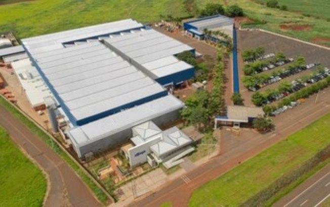 Multinacional brasileira de equipamentos odontológicos expande presença global Multinacional brasileira de equipamentos odontológicos expande presença global