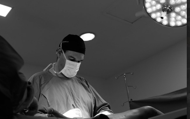 Médico especialista de Florianópolis orienta sobre lipedema