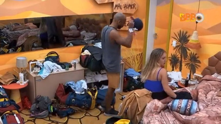 'BBB 23': Bruna e Larissa se desentendem: 'Tá faltando respeito'