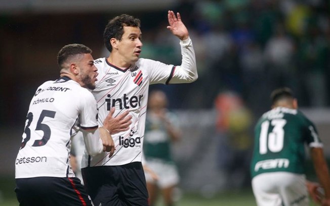 Pablo relembra gol pedido pelo São Paulo e cita oportunidade pelo Athletico