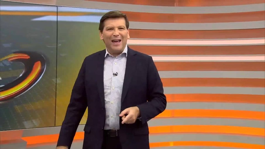 Paulo Gomes se afastou do Cidade Alerta, na RIC, para enfrentar nova cirurgia Paulo Gomes se afastou do Cidade Alerta, na RIC, para enfrentar nova cirurgia