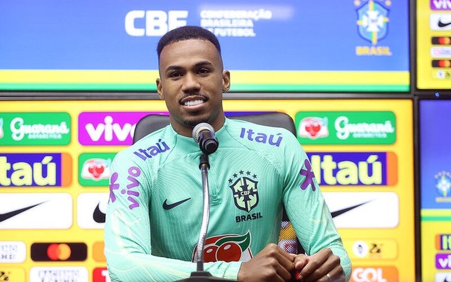 Gabriel realiza primeira atividade com bola