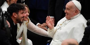 Papa Francisco pede túmulo simples em testamento divulgado