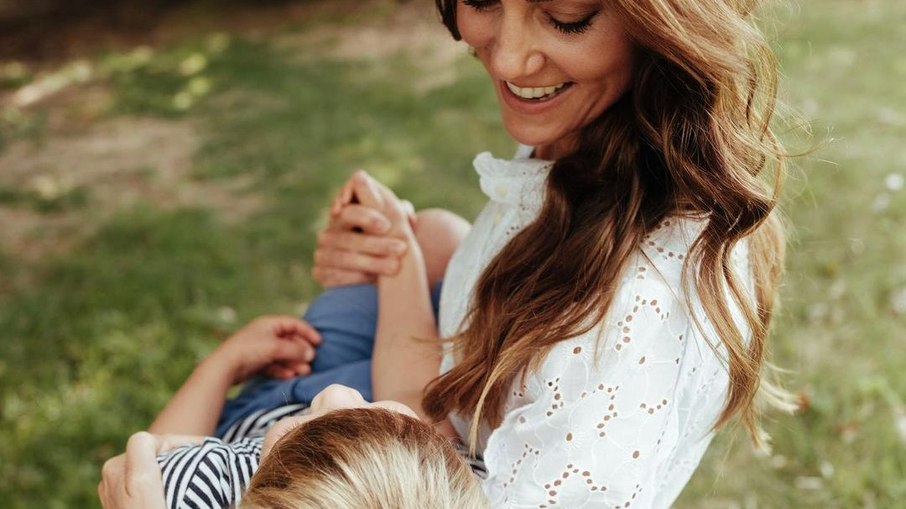 Kate Middleton comemora Dia das Mães no Reino Unido ao lado dos filhos