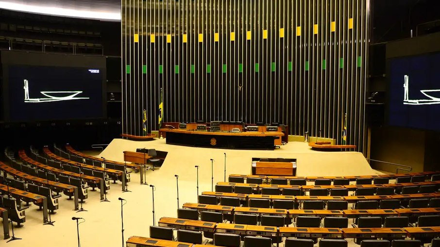 Plenário da Câmara dos Deputados, durante recesso