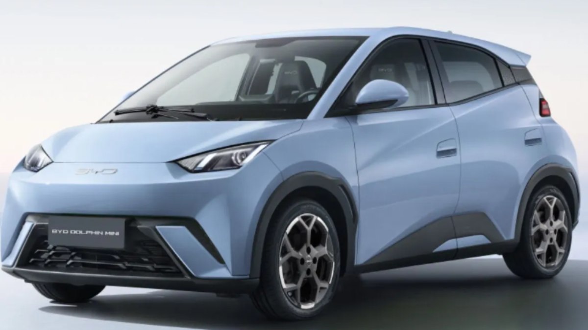 BYD sobe nas pesquisas e aparece entre os dez primeiros colocados no mês de agosto
