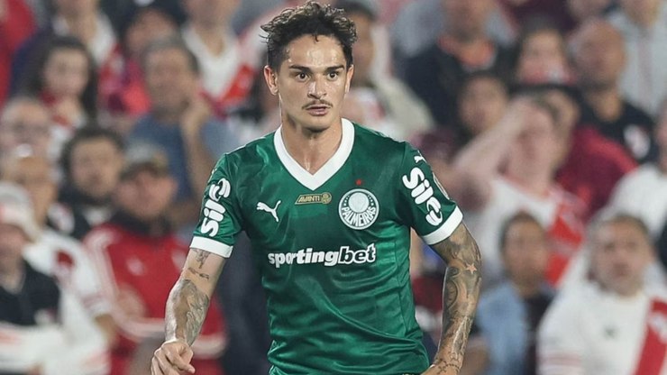 Palmeiras confirma lesão do lateral-direito Khellven