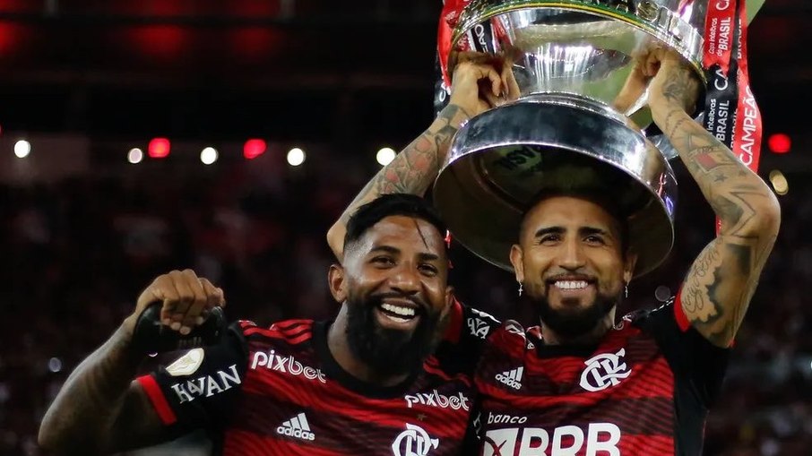 Rodinei cobrou o último pênalti do Flamengo na final da Copa do Brasil
