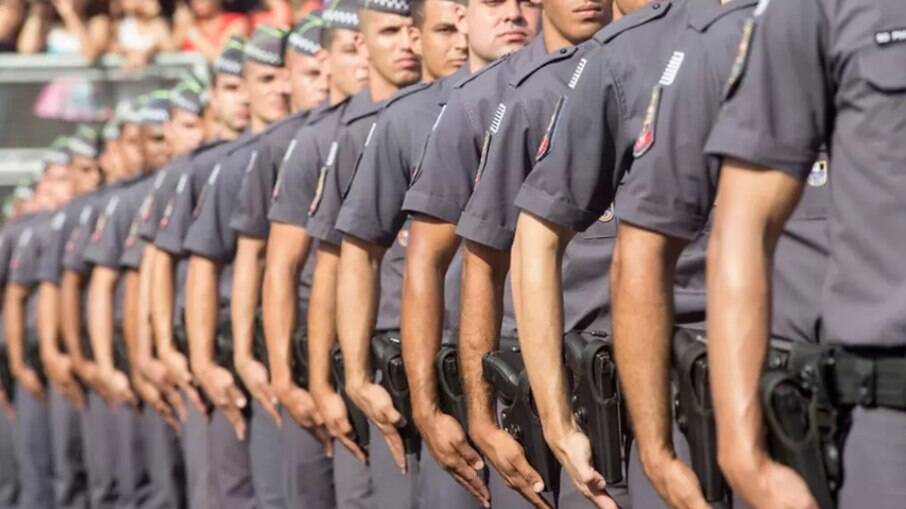 Concurso da PM-SP visa contratar 27 mil soldados.